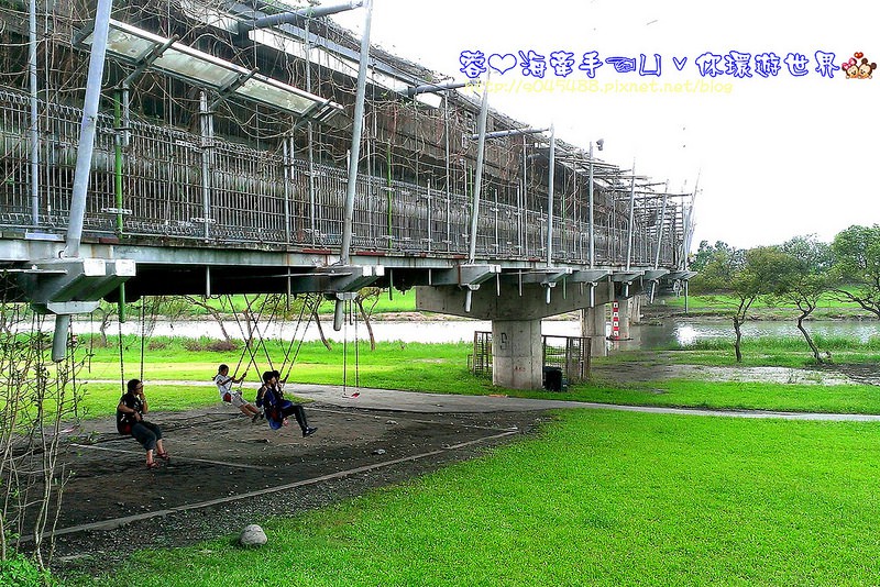 慶和橋津梅棧道(宜蘭河畔)