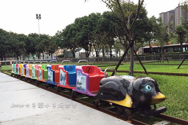 頑童鬧冬遊樂園 (12/12-2016/01/03)(結束營業)