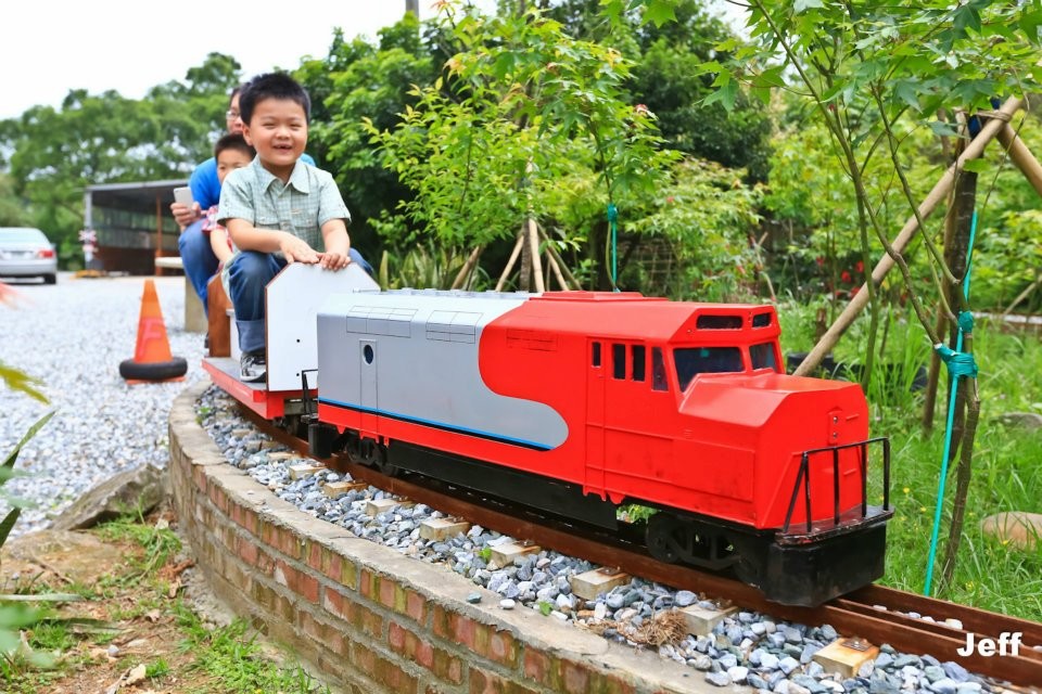 福順農場-三芝小火車站(載人小火車)(結束營業)
