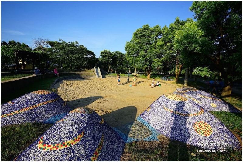 三芝遊客中心及名人文物館