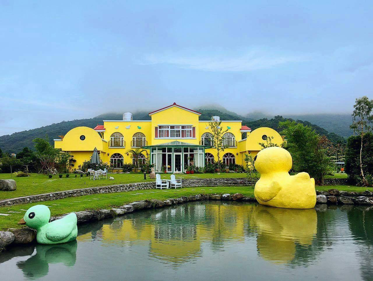 依比鴨鴨水岸民宿