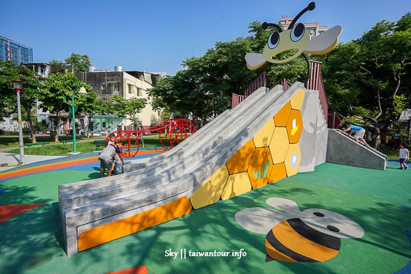 桃園永康公園(小戲水區+特色遊戲場)