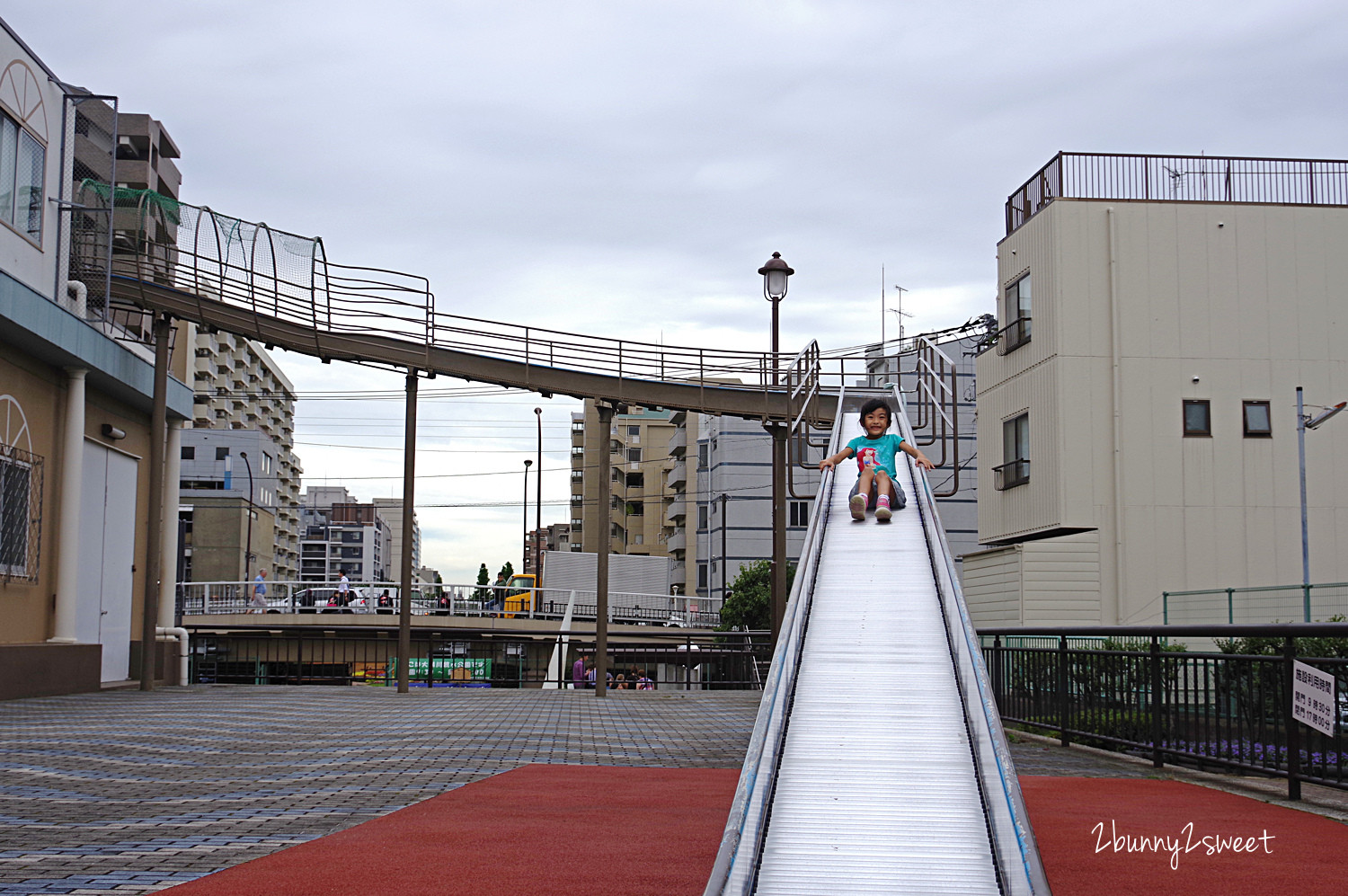 日本東京-大橫川親水公園(超長溜滑梯)
