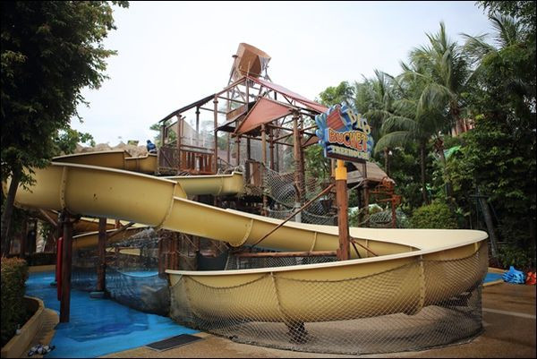 新加坡-聖淘沙-Adventure Cove Waterpark(水上探險樂園)