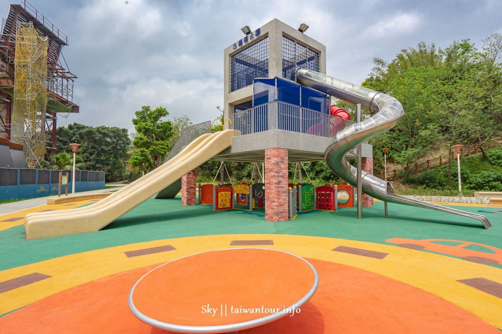 鶯歌古鐘樓公園-鶯歌公二公園(特色遊戲場)