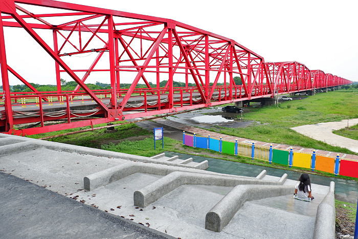 西螺大橋廣場-蝴蝶公園-螺石公園-水漾親水空間(特色遊戲場) 