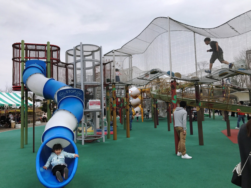 日本名古屋-岩ケ池公園 (刈谷ハイウェイオアシス)