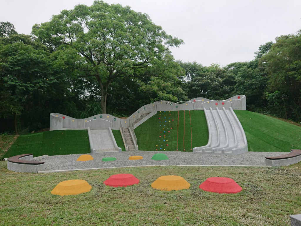 斬龍山遺址文化公園(*特色遊戲場)