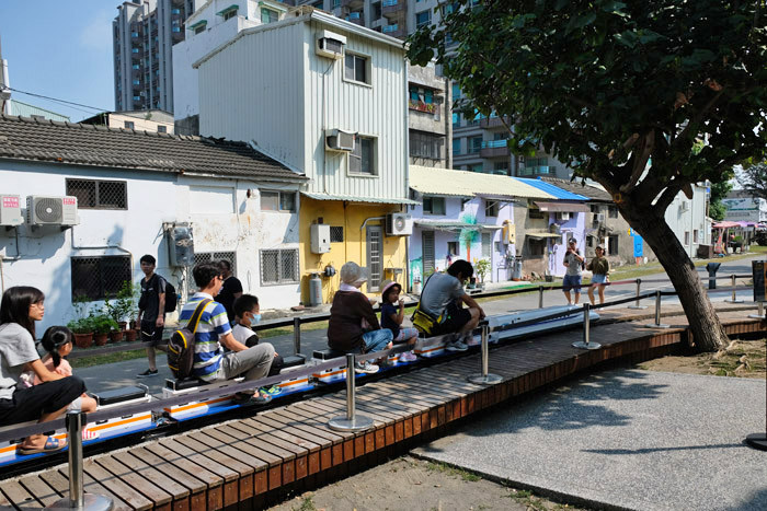 哈瑪星台灣鐵道館-哈瑪星駁二線小火車(載人小火車)