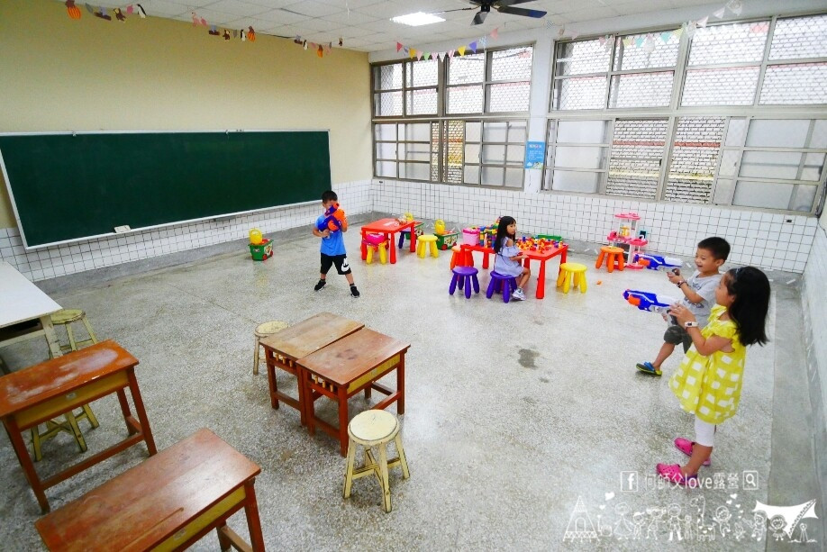 秋之林自然生態露營園區(豪華帳/貨櫃屋)