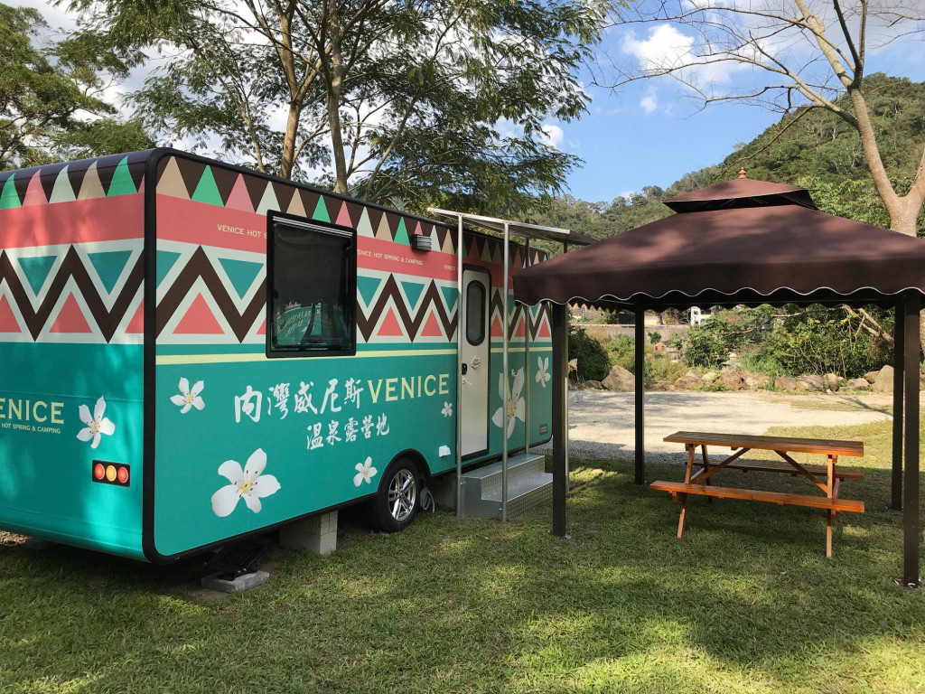 內灣威尼斯溫泉露營地(露營車)