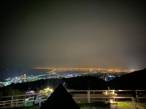 微笑灣露營區(小木屋/露營車)