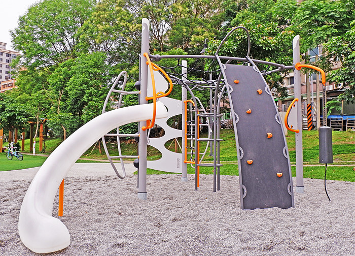 三民公園+頭重溪柚子公園(特色遊戲場)