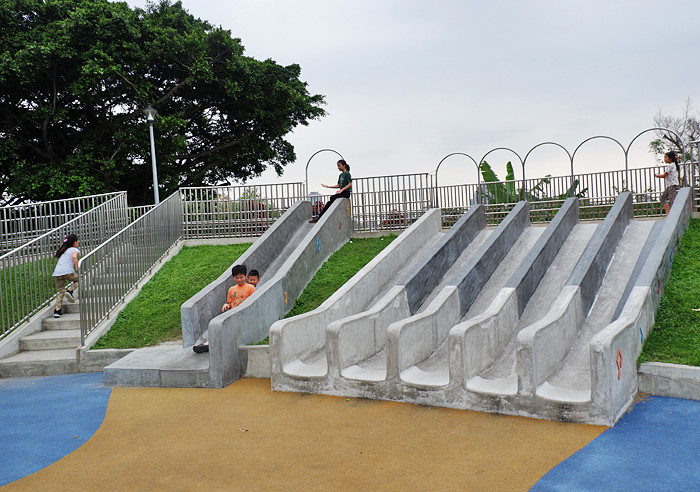 華中河濱公園(特色遊戲場)