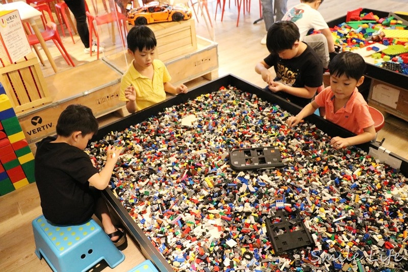 Brick Maker玩樂磚家樂高主題餐廳(玩樂磚家佳安店)