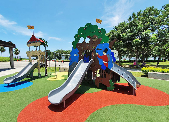 八里水興公公園-綠林城堡冒險趣+八里左岸公園-航海傳奇(特色遊戲場)