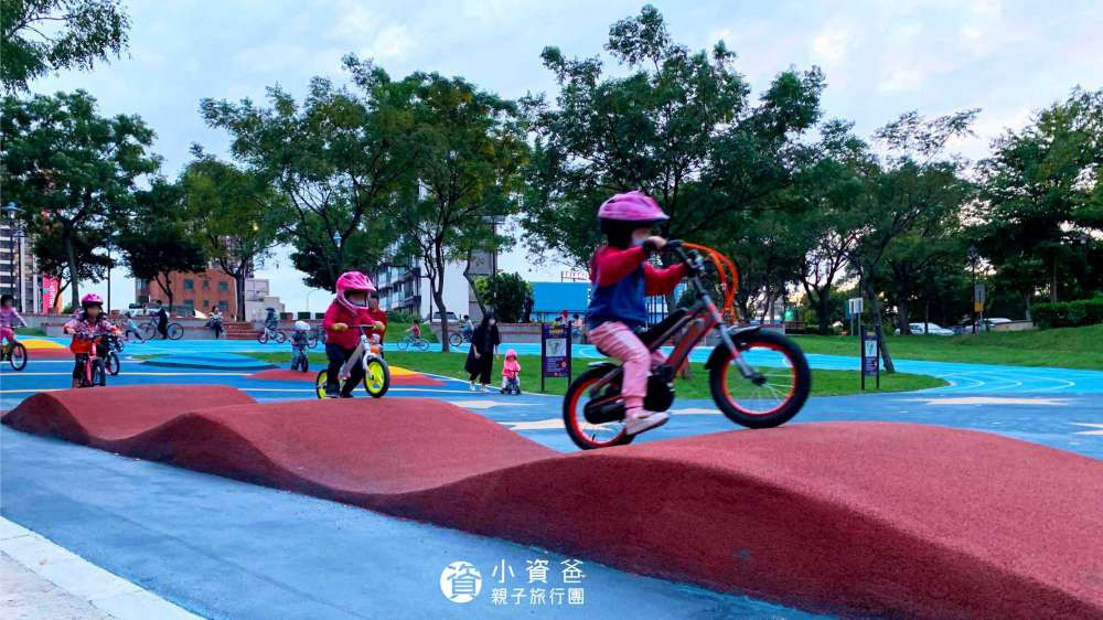 立言公園-卡打車公園(特色遊戲場)(滑步車場)