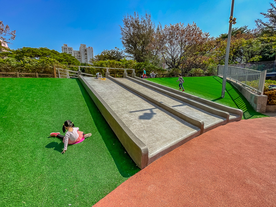 楠梓碉堡公園(特色遊戲場)
