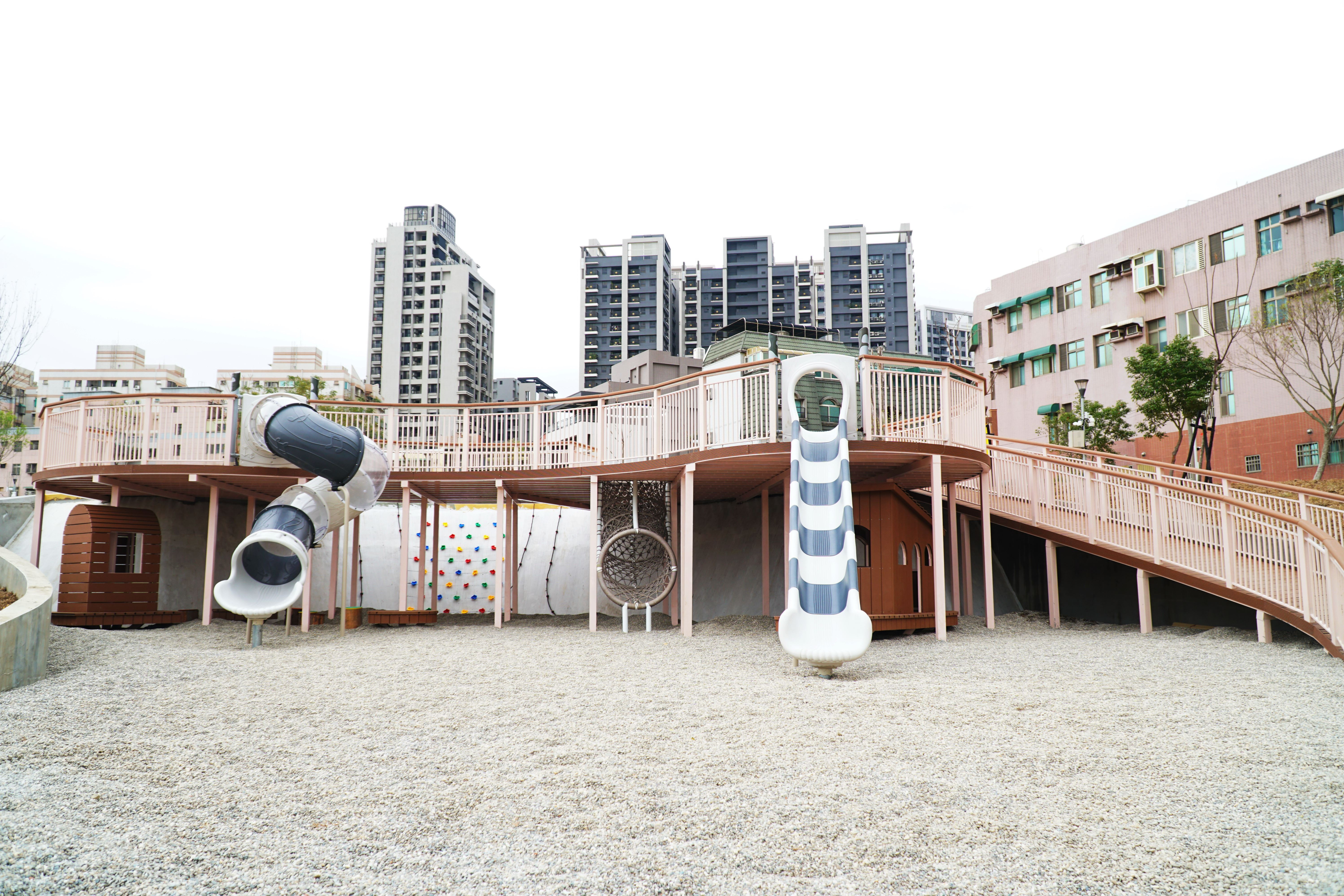 AI智慧園區公園-公15綠能公園(特色遊戲場)
