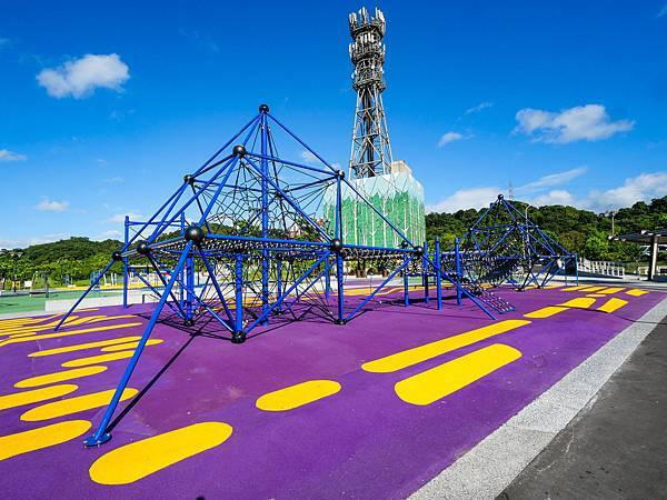 星座公園-星際遊戲場-星光橋公園(特色遊戲場)