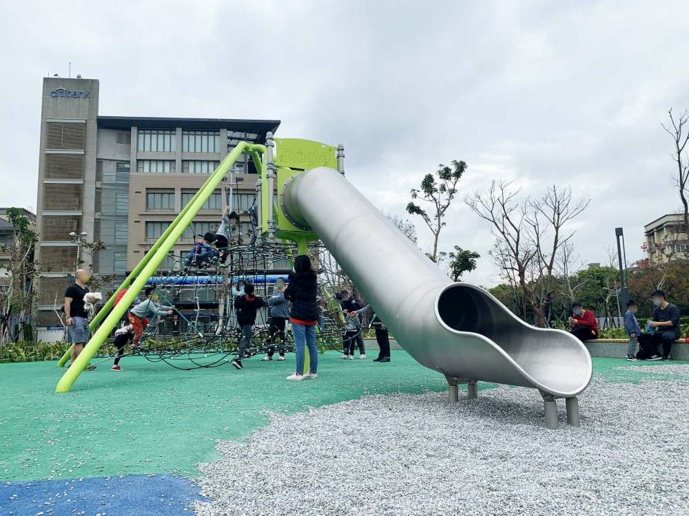 文化兒童公園-竹北兒十公園-竹北兒10公園(特色遊戲場)
