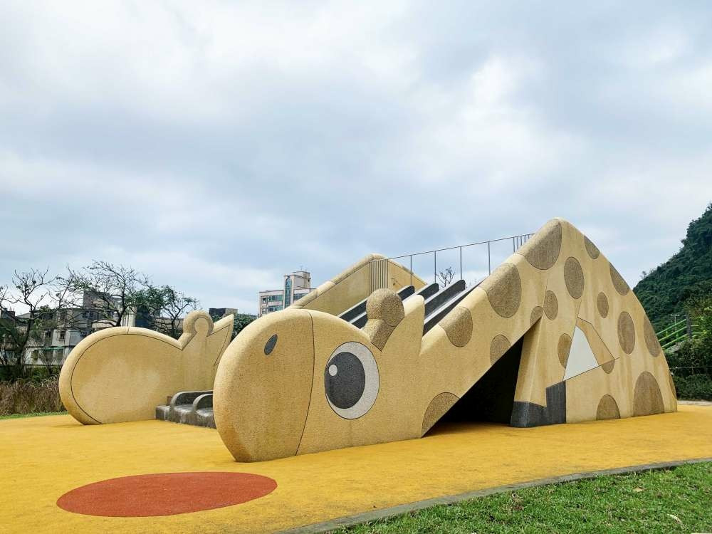 瑪鋉運動公園-瑪鋉溪親水步道(特色遊戲場)