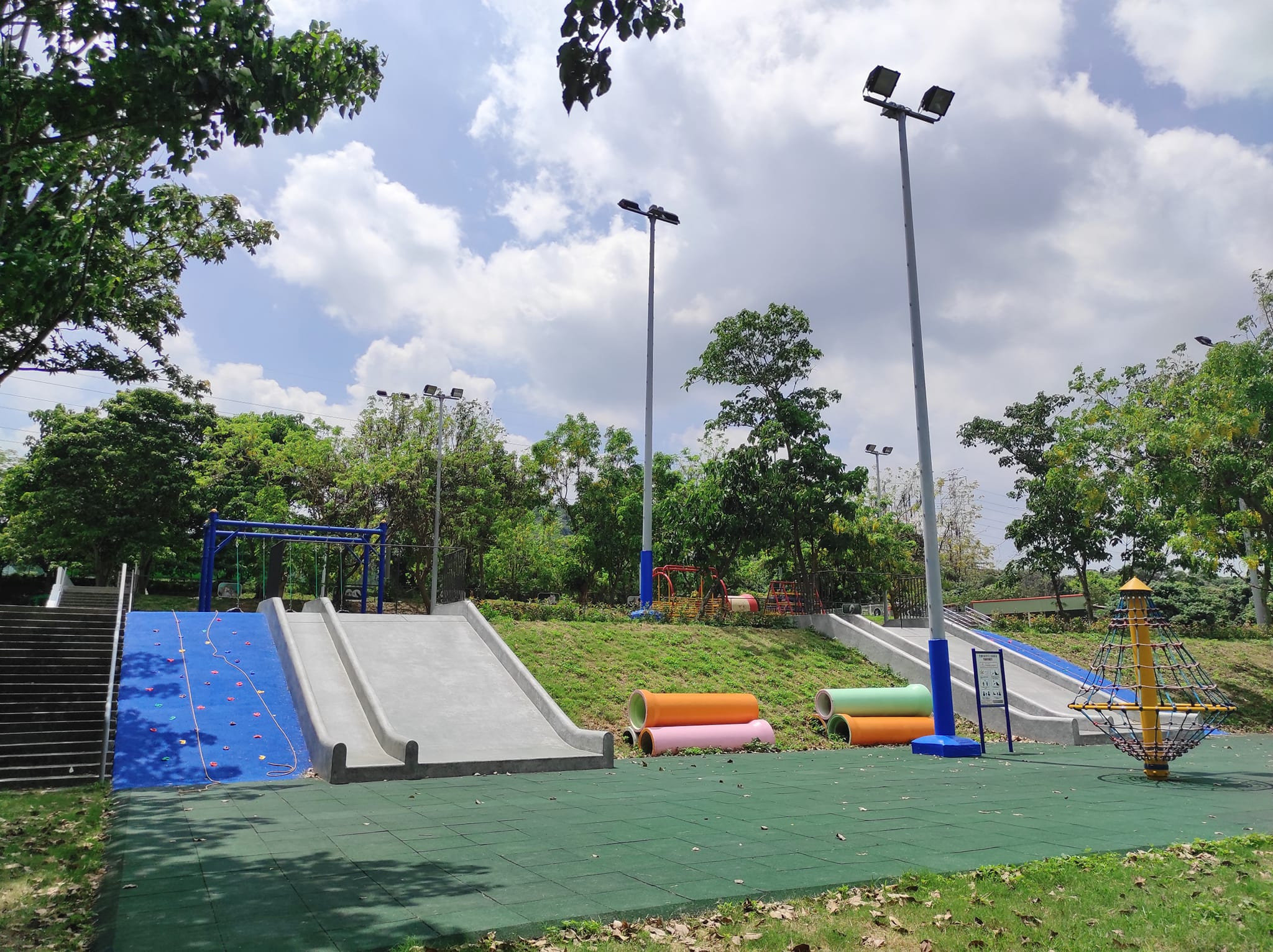 員林寵物公園-員林寵物運動公園(兒童遊戲場)