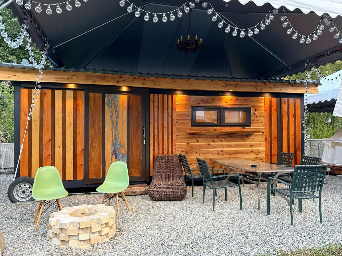 川夏野奢露營kawanatsu camp(豪華帳/露營車Glamping)