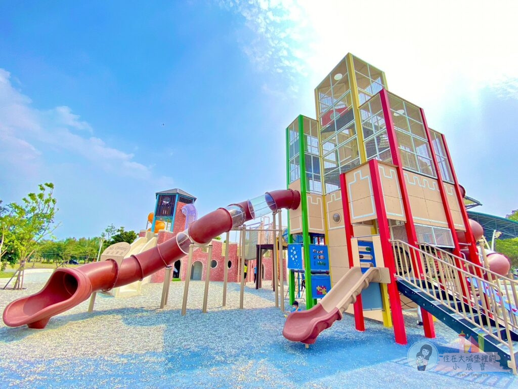 內埔六堆紀念公園(內埔共融遊戲場-特色遊戲場)