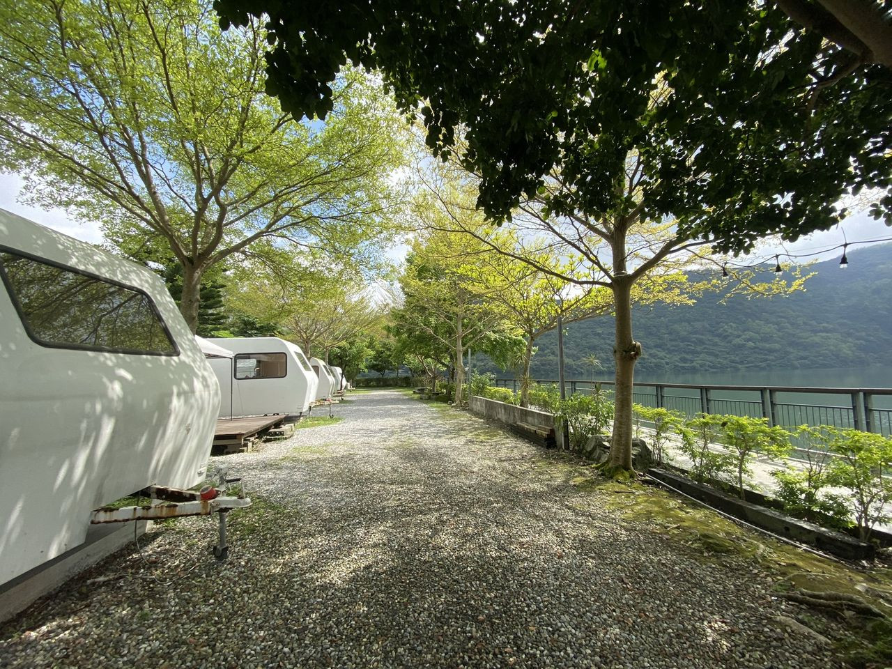 黑屋camp(露營車/小木屋)(原在水一方湖畔小屋)