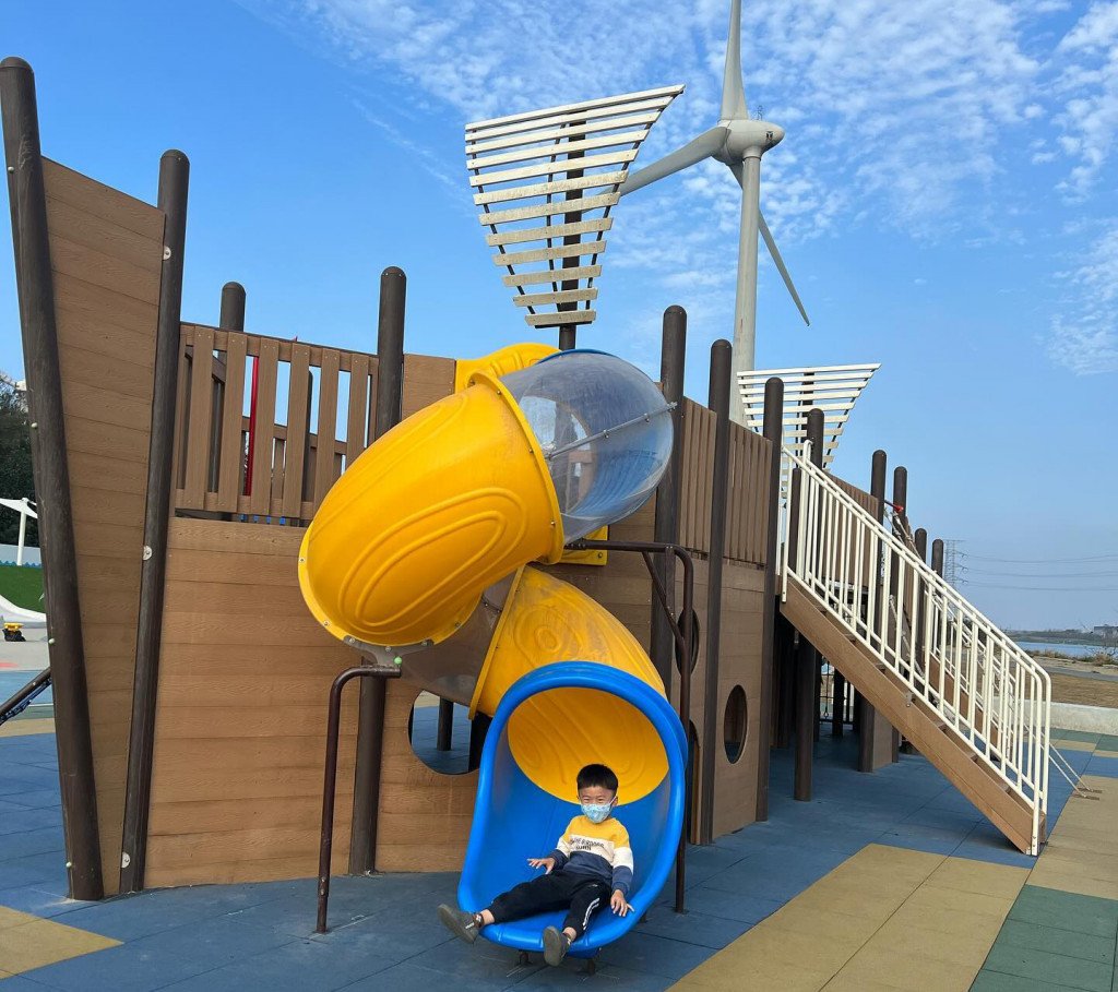 嬉濱海豚公園(特色遊戲場-滑步車場)