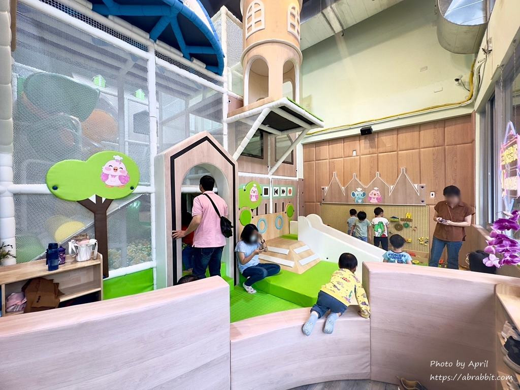 非晉餐廚plus+台中魔法森林館 