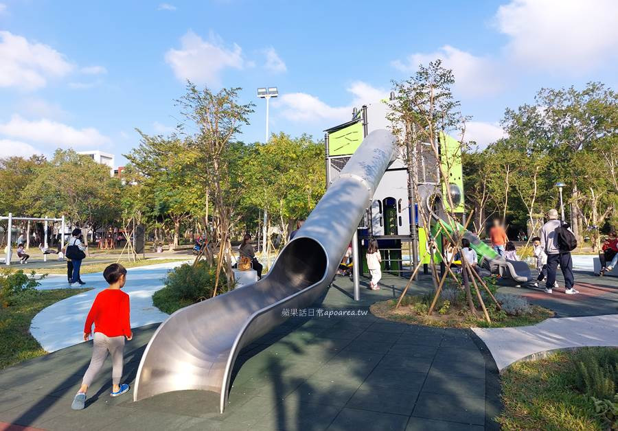 台中青山公園(特色遊戲場)