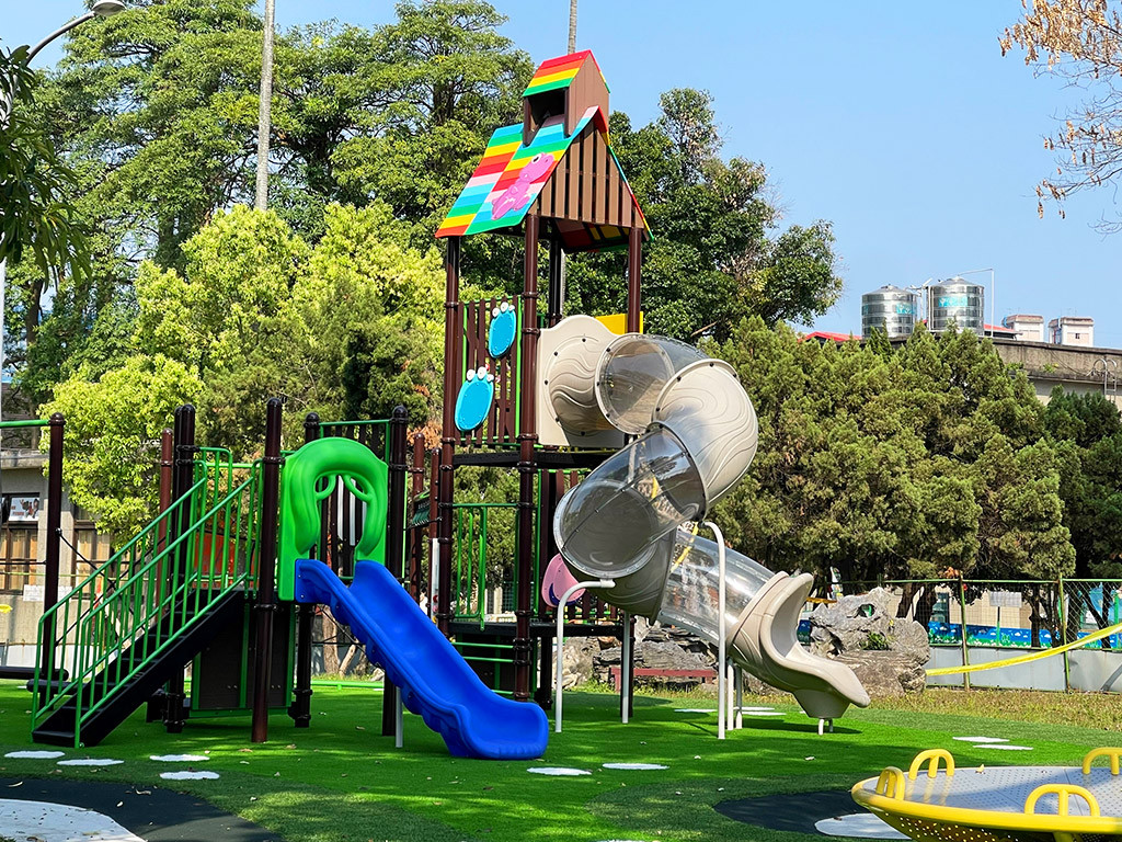 板橋435藝文特區-435FUN電樂園(特色遊戲場)