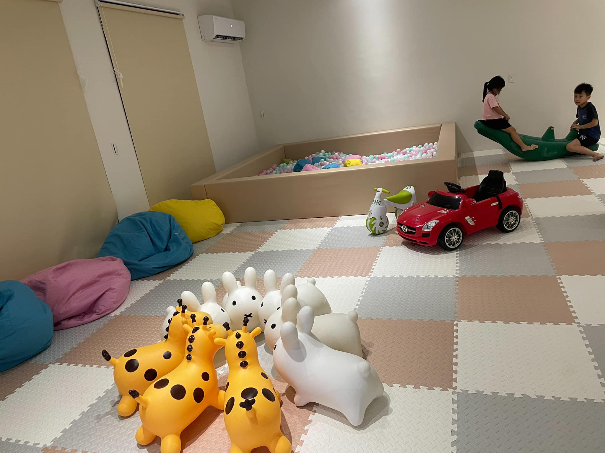 游饗・創意中式定食(游饗創意中式定食-附兒童遊戲室)