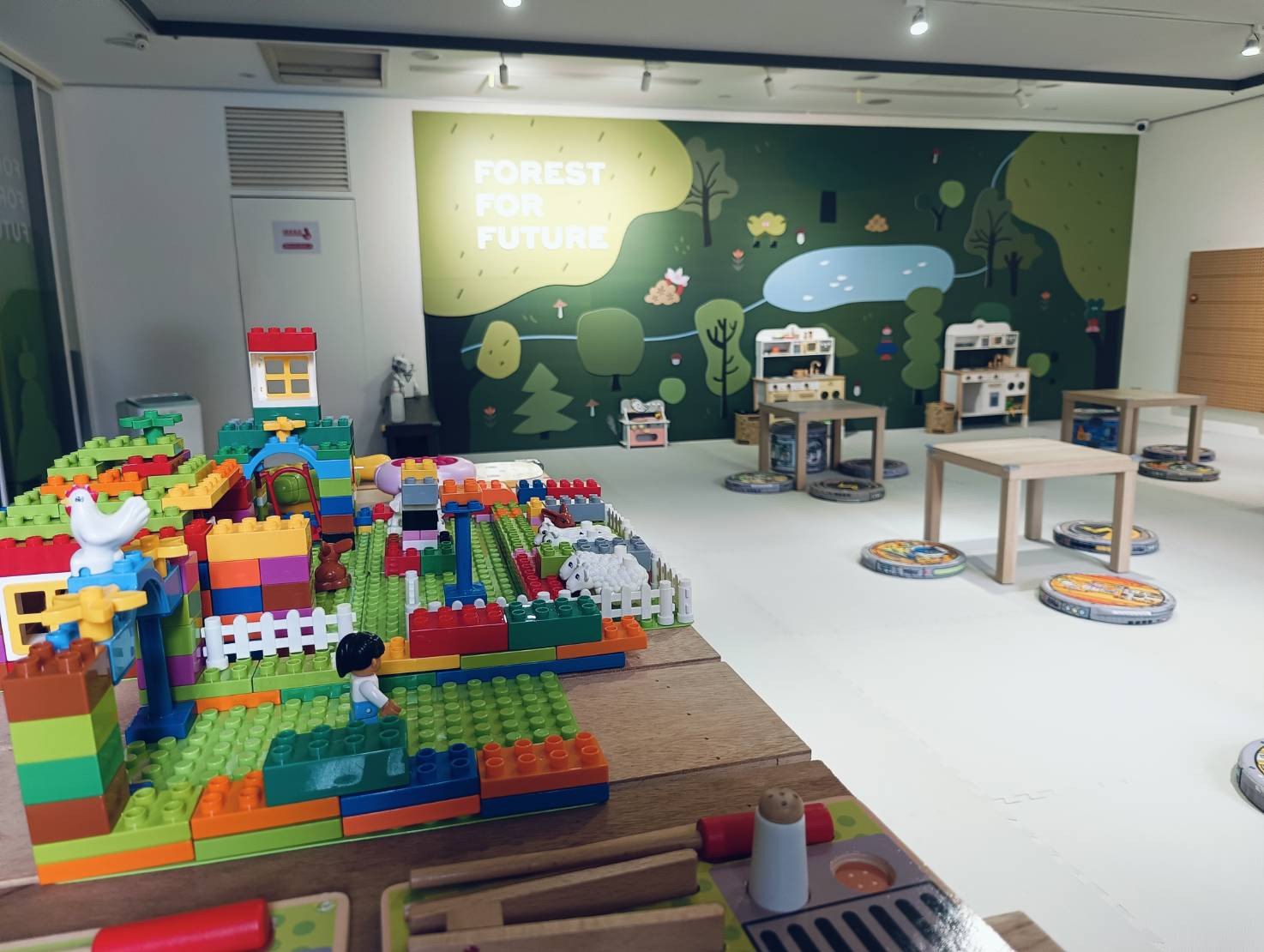 新板藝廊-童畫森林(永續紙造所08/07-2026/02/27)