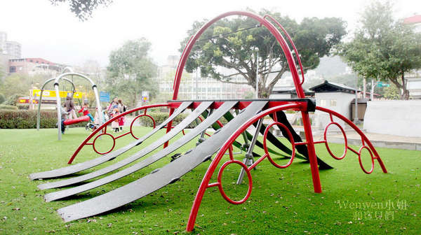 磺港公園(*特色遊戲場)